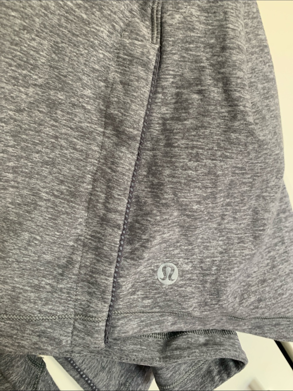 Lululemon Rulu pullover - Picture 2 of 4